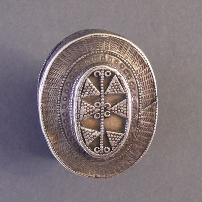 TURKMENISTAN, fin XIXe / début XXe siècle
BAGUE...