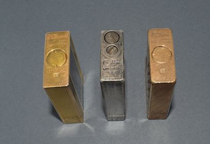 Lot of 3 BRIQUETS: 2 signed DUPONT in gold-plated,...