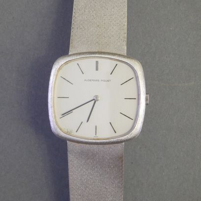 AUDEMARS PIGUET
18k (750/°°) white gold BRACELET...