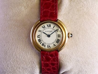 CARTIER 
WOMEN'S WATCH in 18k yellow gold...