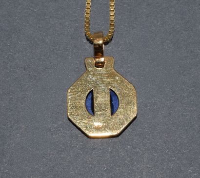 CHAINE ET SON PENDENTIF en or 14k (585/°°)...