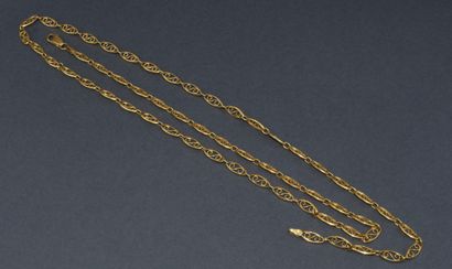 SAUTOIR en or jaune 18K (750/°°) maille filigrane,...