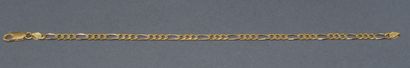 BRACELET en or jaune 18K (750/°°) maille...