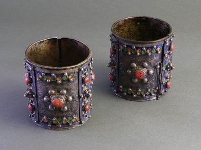 Paire de bracelets manchette Benni Yenni,...