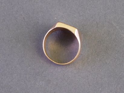 18k two-tone gold signet ring (750/°°), monogrammed...