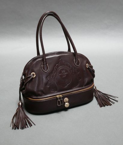 LANCEL
Large chocolate-colored grained leather...