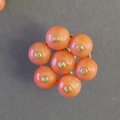 LOT in 18k (750/°°) yellow gold consisting...