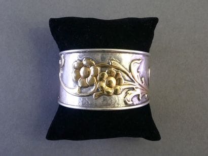 BRACELET MANCHETTE en argent (min 800/°°)...