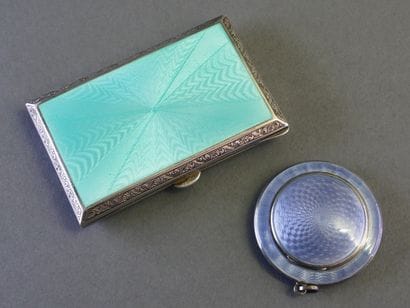 LOT DE 2 OBJETS DE POCHE en argent (min 800/°°)...