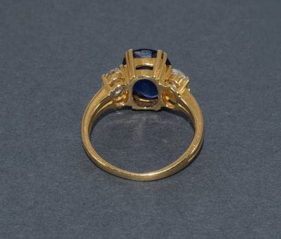 BUCHERER
18k yellow gold ring (750/°°) set...