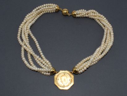 COLLIER 5 brins de perles eau douce et en...