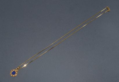 CHAINE ET SON PENDENTIF en or 14k (585/°°)...