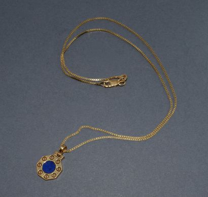 CHAINE ET SON PENDENTIF en or 14k (585/°°)...