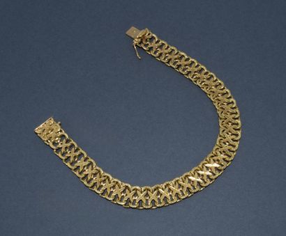 18K yellow gold (750/°°) bracelet with a...