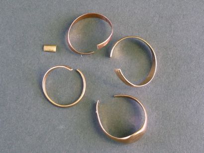 18k GOLD SCRAP (750/°°) from 3 wedding bands...