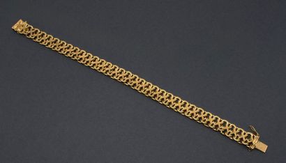 18K yellow gold (750/°°) bracelet with a...
