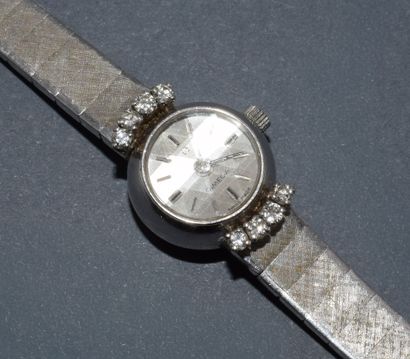 OMEGA
LADIES' WATCH in 18K white gold (750/°°)...