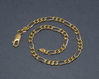 BRACELET en or jaune 18K (750/°°) maille...