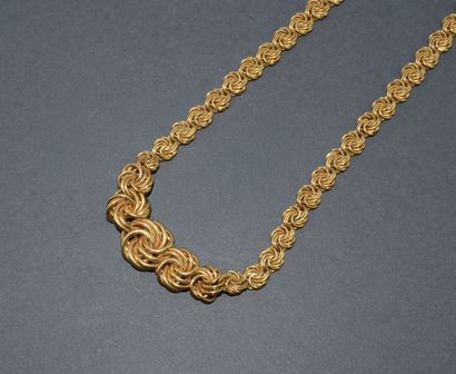 COLLIER en or jaune 18K (750/°°) maille tourbillon...