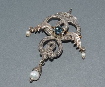 Silver and 18k (750/°°) yellow gold PENDENTIFS...
