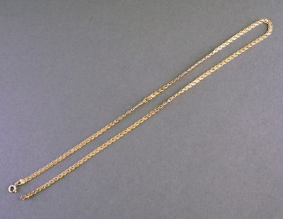 COLLIER en or jaune 18k (750/°°) maille plate...
