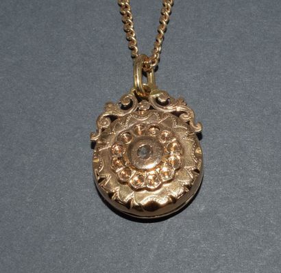 CHAINE en or jaune 18K (750/°°) maille gourmette,...
