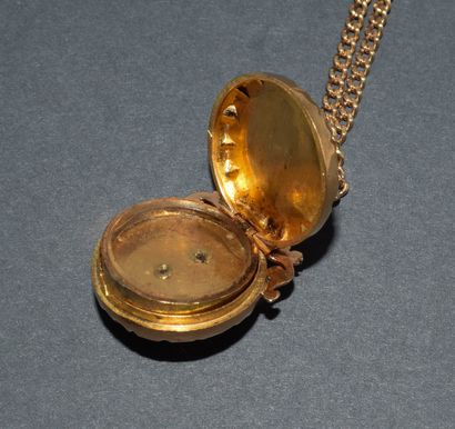 CHAINE en or jaune 18K (750/°°) maille gourmette,...