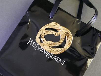 YVES SAINT LAURENT
Modernist brooch in gold-plated...