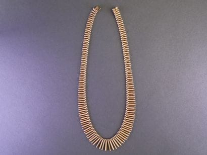 CHIC AND STUNNING 18k yellow gold (750/°)...