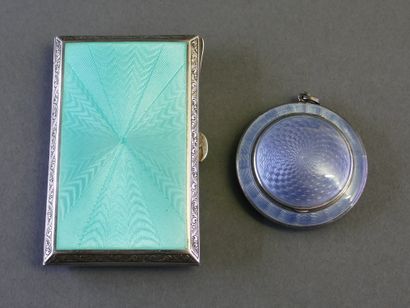 LOT DE 2 OBJETS DE POCHE en argent (min 800/°°)...