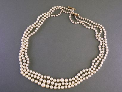 COLLIER A 3 RANGS de perles de culture en...