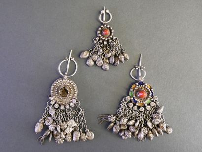 Lot de trois fibules Grande Kabylie, Algérie
Argent...