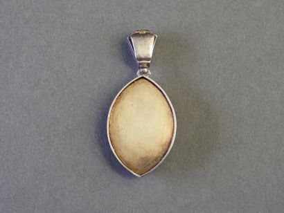PENDENTIF ANCIEN en argent (poinçon sanglier)...