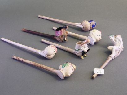 FIOLET
Set of 6 enamelled fancies:
-2 On...