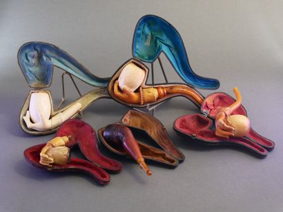 Lot of 5 carved meerschaum pipes, 4 of which...