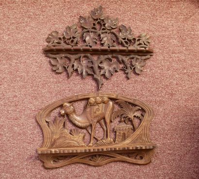 Set of 30 carved wooden pipe racks, including...