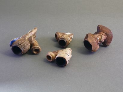 GAMBIER.
Lot of 4 enameled heads:
-no number,...