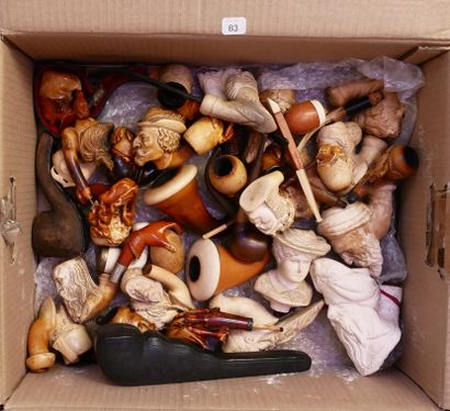 Lot of 36 carved meerschaum fireplaces:
Vercingétorix,...
