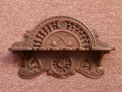Set of 30 carved wooden pipe racks, including...