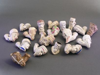 GAMBIER.
Lot of 36 enameled fireplaces. Small...