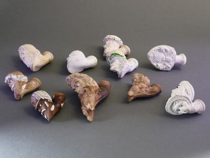 GAMBIER.
Lot of 10 enameled heads:
-N°866,...