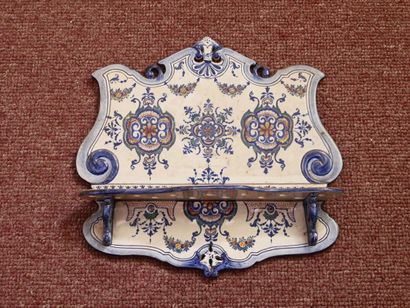 GIEN. Set of 6 pipe racks, circa 1900:
-4...
