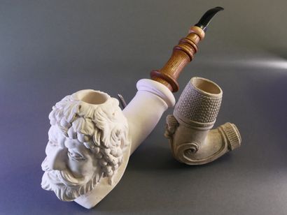 Set of two strong pipes:
-Silene. Modern...