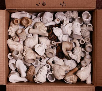 GAMBIER.
Large lot of white earthenware fireplaces....