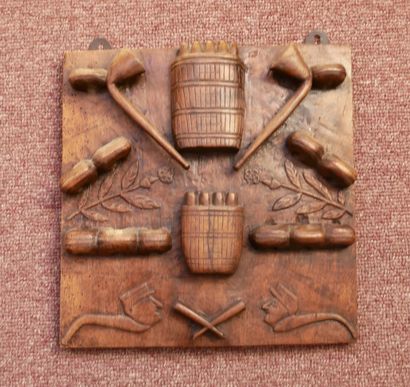 Set of 30 carved wooden pipe racks, including...
