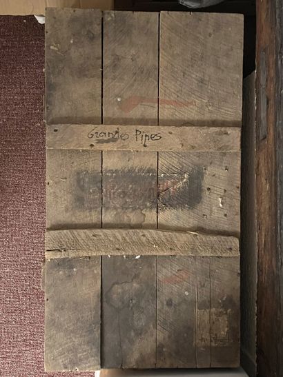SCOUFFLAIRE :
Set of 50 extra-long clay pipes,...