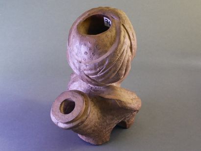 BLAN-GARIN.
Roustan. Patinated display pipe....