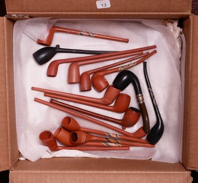 SCOUFFLAIRE and miscellaneous.
Lot of 66...