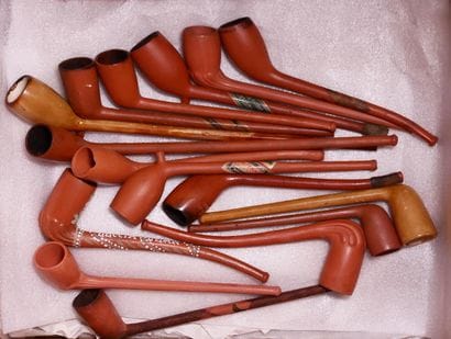 SCOUFFLAIRE and miscellaneous.
Lot of 66...