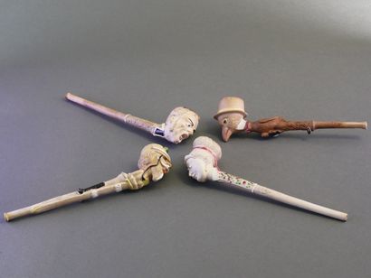 GAMBIER.
Lot of 4 enameled fancies:
-N°1281,...